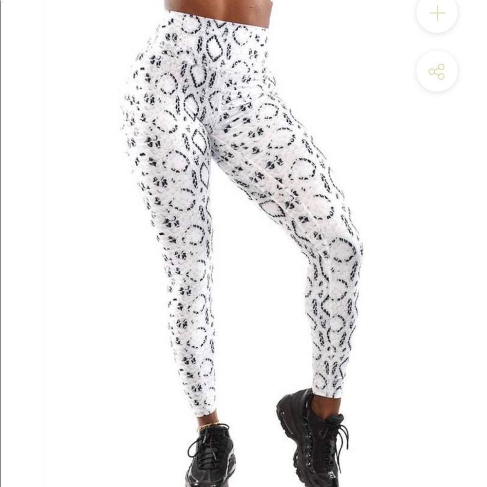 TYC Effortless Classic Leggings- White Cobra